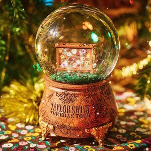TAYLOR SWIFT THE ERAS TOUR ACOUSTIC PIANO SNOW GLOBE - IN HAND